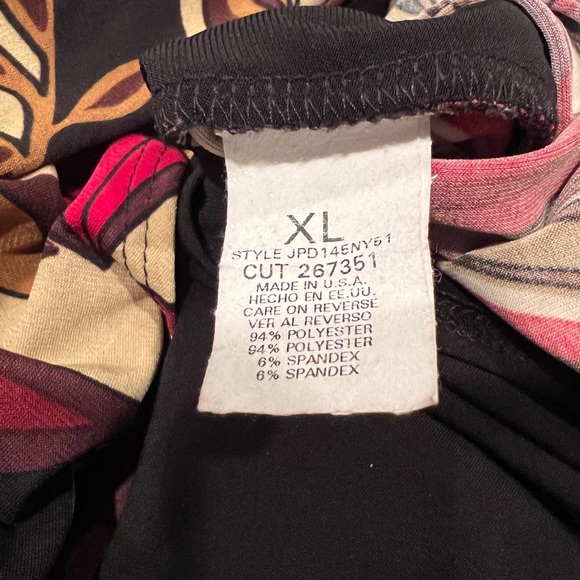 Briggs New York Size XL shirt sleeve top like new - Picture 7 of 7